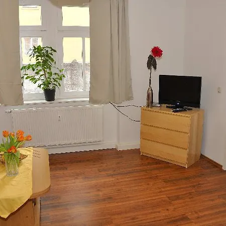 Apartment Sonnige-2-raum-fewo-nahe-dresden-zentrum-aw1 *